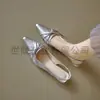 Moda Casual Francesa Nueva de Primavera/Verano 2026 Sandalias Elegantes de Punta Impresionantes Zapatos de Mujer para Comercio Transfronterizo