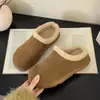 Pantuflas de algodón cerradas con forro de felpa, modelo nuevo de invierno 2026, medias pantuflas peludas estilo Birkenstock para mujer para usar afuera