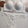 Ropa Interior Sexy de Encaje Europeo y Americano para Mujer de Busto Pequeño con Gran Realce y Anticaída Set de Ropa Interior de Soporte Superior