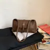 Bolso tipo baguette de nicho súper popular para otoño e invierno, nuevo estilo 2026 para mujer, moderno, para ir al trabajo, de un solo hombro, bajo el brazo, bolso de mano para exteriores