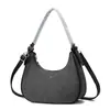 Bolso para Mujer 2026 Nuevo Pequeño de Nicho Moda Versátil Bolso de Axila Bolso de Hombro Retro de Moda Bolso Pequeño Elegante