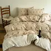Juego de Cuatro Piezas con Borde de Encaje Vintage Clase A, Engrosado Otoño e Invierno, Fresco Juego de Ropa de Cama de Lino Floral