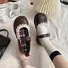 Sapatilhas Retro Mary Jane Doce Estilo Japonês para Mulheres 2025 Estilo Quente Bico Redondo Estudante Francês Combinando Saia Sapatos de Couro Pequenos para Mulheres