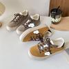 CKN - Zapatos retro de cuero desgastado con estrellas, pequeños y sucios, para mujer, invierno 2025, nuevos zapatos de tabla de suela gruesa para niñas, 6602