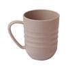 Taza de agua de plástico de alto valor de color con paja de trigo y asa, taza rayada, taza portátil para enjuague bucal, cepillado, venta al por mayor