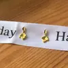 Nuevo Clavo de Oreja Hoja de Arce para Mujer Estilo Mori de Lujo Ligero Clavo de Hueso de Oreja Hoja Dorada Mini Borla Joyería para Oreja
