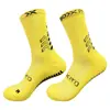 Calcetines de Fútbol Transfronterizos Antideslizantes para Entrenamiento de Media Pantorrilla Competición Suela Engrosada Absorbentes del Sudor de Media Pantorrilla Deportivos para Hombre Resistentes al Desgaste Transpirables de Secado Rápido