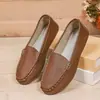 2025 Novo Exportação Transfronteiriça Tamanho Grande Novo Versátil Casual Sapatos Baixos Femininos Slip-On Mocassins Couro Macio
