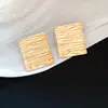 Brincos Geométricos Plissados Agulha de Prata, Toque de Luxo Leve e de Alta Qualidade, Brincos Transfronteiriços, Brincos Modernos e Versáteis para Mulheres, Design de Nicho