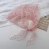 2026 Nuevo Producto Elegante Bufanda Triangular de Encaje Floral Bordado Pequeño Tamaño Grande Bufanda Decorativa para la Cintura Bufanda Dulce para el Cuello Bufanda de Seda para Primavera y Otoño
