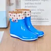 Botas de lluvia cortas para mujer, zapatos de agua para mujer, botas de lluvia para mujer, zapatos para mujer con suelas de goma, botas de agua de media caña para primavera y otoño, antideslizantes, impermeables para todas las estaciones