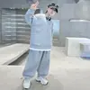 Conjunto Masculino Lançamento Tendência Estilo da Estação Roupas para Crianças de Meia-Idade e Grandes Lindo Casual Esportivo Patch Tricô Moletom Conjunto de Duas Peças