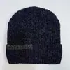 Fábrica de origen gorro de chenilla de color mixto cálido para hombre y mujer, gorro para clima frío de otoño e invierno, admite personalización a granel OME