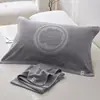 Un Par de Fundas de Almohada de Felpa de Algodón para Hombres, Anti-Grasa de Cabeza, Gasa de Algodón Puro, Fundas de Almohada Antiguas, Fundas de Almohada Antideslizantes y que no se caen