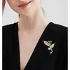 Nuevo Broche de Perla de Dos Hojas Anti-Exposición, Elegante y Versátil, Pin Hebilla Decorativo de Gama Alta para Ropa de Escote Bajo