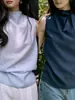 Camisa sem mangas de duas cores com gola tipo balanço para mulheres no verão, solta, de alta qualidade, top fino