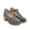 Comércio exterior 2026 nova coleção de primavera, sapatilhas brogue de bico fino, bico redondo, estilo estudante, tamanhos 32-43, sapatos femininos