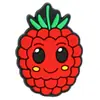 Accesorios para el Cabello de Niña de Fruta Roja de Dibujos Animados Transfronterizos Accesorios para Equipaje DIY Joyería Parche Suave de PVC de Fresa Linda