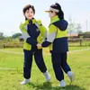 Chaquetas de Estudiante, Uniformes Escolares, Ropa de Otoño e Invierno, Conjunto de Tres Piezas Estilo Universitario, Uniformes Desmontables para Clases Deportivas Infantiles, Uniformes de Jardín de Infancia