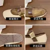 Sapatos baixos versáteis plus size para mulheres, novos sapatos Mary Jane primavera e outono 2026, bico redondo, corte baixo, tira única com fivela, sapatos pequenos de couro