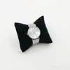 Almofada de Esponja para Exibição e Armazenamento de Relógios de Veludo Pulseira Decorativa Pulseira de Contas Suporte Interno Almofada Fixa