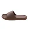 2026 Novas Pantufas com Sensação de Cocô Sandálias EVA de Verão para Homens Uso Externo Sandálias EVA para Mulheres Uso Interno em Casa Antiderrapante Banheiro