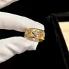 Anel Aberto Redondo de Zircônia Banhado a Ouro Real 14K Anel Versátil de Dedo Indicador Estilo Retro Luxo Leve Toque de Nicho High-End Joia para Mão