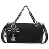 Bolso de hombro acolchado con cadena de gran capacidad para mujer, nuevo modelo 2026, adecuado para ir al trabajo y uso casual, con patrón de lichi, bolso tipo Boston almohada
