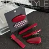 Novo presilha de cabelo retro de alta qualidade de Alan, com blocos de cores xadrez vermelho e branco, para mulheres, presilha bico de pato, presilha para franja lateral, acessório de cabelo
