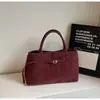 Bolsa de Ombro Retro Fosca de Grande Capacidade Portátil Transfronteiriça para Mulheres Simples Casual para o Trabalho e Deslocamento Bolsa Tote de Alta Qualidade