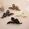 Clip esmerilado de color marrón leche de alta calidad, tocado rojo de red, horquilla para la espalda femenina, clip de tiburón grande, pinza para el cabello, venta al por mayor