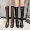Botas Retro de Tacón Grueso para Mujer, Botas Largas Hasta la Rodilla, Nuevo Estilo Otoño 2025, Botas Largas de Caña Alta con Punta Redonda, Slip-On, Adelgazantes para Mujer