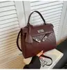 Bolso Kelly Retro de Gama Alta para Mujer 2025 Nuevo Bolso Bandolera Diario para Viajar Diseño de Nicho Bolso de Hombro Único Cruzado