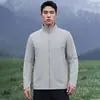Chaqueta softshell nueva otoño/invierno 2026, unisex, estilo deportes al aire libre, cuello alto, chaqueta de una sola capa, estilo para parejas