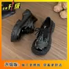 Sapatos Femininos Estilo Britânico para Pessoas Baixas Aumentarem a Altura Outono e Inverno 2025 Nova Moda Retro Sapatos Pequenos de Couro com Solado Grosso para Mulheres