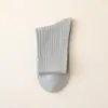 Meias Masculinas de Cano Médio com Costura Dupla Outono/Inverno Simples Versátil Cor Sólida Simples Business Respirável Absorvente de Suor Algodão Meias Longas