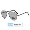 Novos óculos de sol polarizados fotossensíveis que mudam de cor, óculos de metal para homens, óculos de sol aviador para dirigir