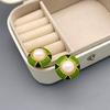 Vintage Novo Contraste Redondo Cor Esmalte Esmalte Pérola Brincos de Diamante Moda Simples Personalidade Brincos Elegantes de Alta Qualidade