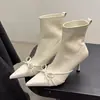 Primeiro Encontro Temporada Estilo Coreano Bico Fino Salto Agulha Elástico Slim Fit Botas Femininas 2026 Outono Novo Estilo Laço Versátil Salto Alto Slingback