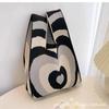 Bolsa feminina estilo animal fofo, bolsa de mão feminina de malha para atividades ao ar livre, estilo japonês e coreano, nova, celebridade da Internet