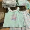 Conjunto Infantil para Meninas 2024 Verão Nova Chegada Infantil Estilo Coreano Estampa de Desenho Animado Gola Flor 3D Regata Calça Listrada
