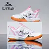 Zapatillas de bádminton para hombre y mujer, con hebilla giratoria, parte superior de malla transpirable, suela de goma duradera, diseño antideslizante, amortiguación de impactos y adecuadas tanto para competición como para entrenamiento. Hecho con material de microfibra