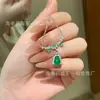Venta al por mayor de fábrica pequeño camote natural material peligroso Yang calabaza verde colgante nuevo estilo de lujo chino cadena con incrustaciones de plata s925