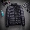 Jaqueta de Algodão Leve com Penugem Plus Size para Outono e Inverno para Homens, Estilo Curto, Caimento Solto para Indivíduos Grandes e Altos, Adequada para Homens Jovens e de Meia-Idade