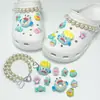 Encantos lindos de dibujos animados para zapatos con varios agujeros, decoraciones versátiles de resina para zapatos, mariposa, burbuja, flor, animales, charms decorativos al por mayor