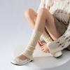 Calcetines de mujer de otoño e invierno cálidos de tela de punto con etiqueta de longitud media, calcetines de pierna gruesa de encaje estilo japonés Maillard Spice Jk
