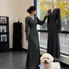 Vestido de punto con cuello estilo francés para mujer, nueva colección otoño e invierno, entallado a la cintura, adelgazante, vestido largo maduro y elegante
