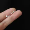 Pendientes de botón de estrella simples estilo coreano ins para mujer lindos pequeños de cobre incrustados con circonita aretes de plata dorada aretes pendientes de estrella de cinco puntas