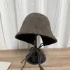 Sombrero de Pescador de Ala Ancha con Correas de Corbata Moda Japonesa Adelgazante para la Cara Sombrero de Cubo Retro con Cordones para Mujer Otoño/Invierno Protección Solar Sombrilla