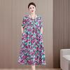 Vestido de seda de algodón de alta gama para mujeres de mediana edad, vestido largo de verano de estilo nuevo y elegante para madres jóvenes de mediana edad.